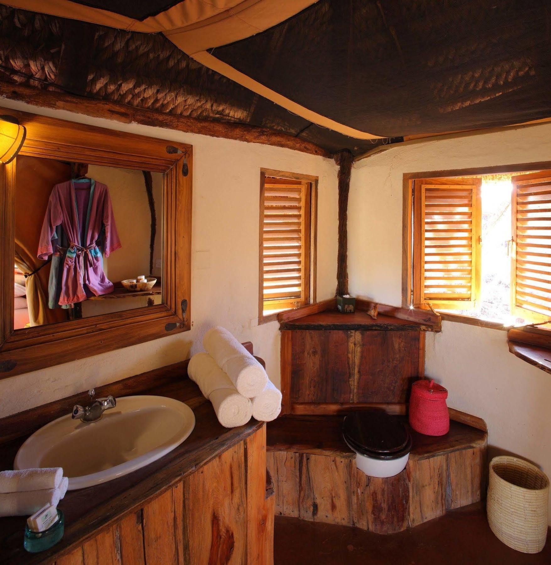 Hotel Elewana Lewa Safari Camp Timau Esterno foto
