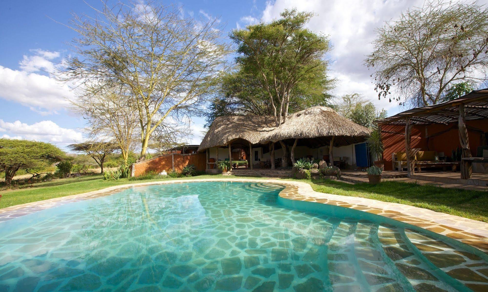 Hotel Elewana Lewa Safari Camp Timau Esterno foto